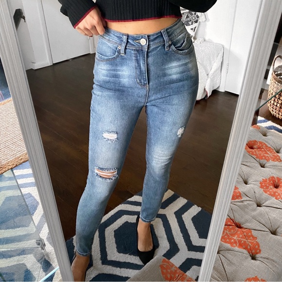 👖 YMI HIGH RISE DISTRESSED SKINNY JEANS! - Picture 5 of 12